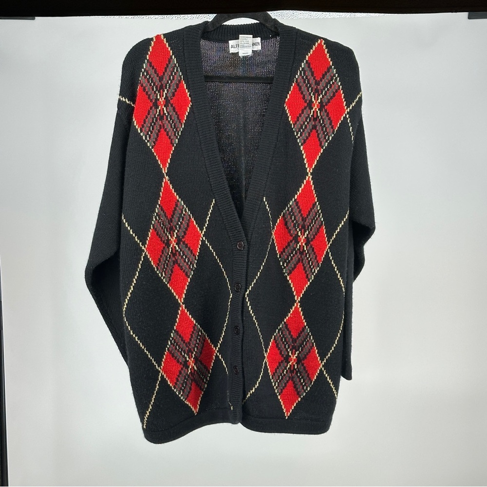 Women’s Large Black Red Gold Argyle Sweater Cardigan‎